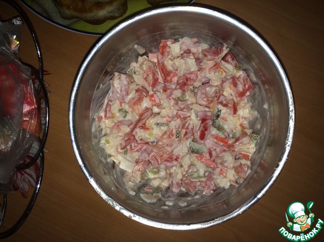 Салат с солёными огурцами рецепт пошагово