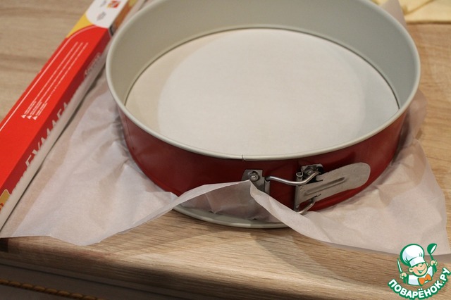 Как испечь пирог в разъемной форме
